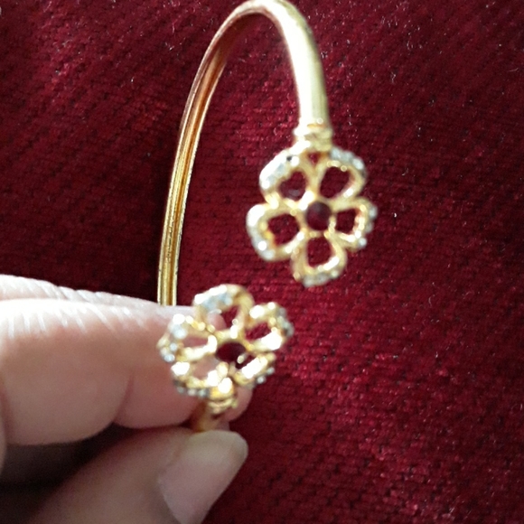 Necklace , Bracelet. - Picture 6 of 8